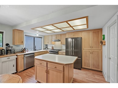 15104 NE Brazee St, Portland, OR 97230 - photo 7