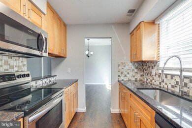 9050 Mcclellan Common, Manassas, VA 20110 - photo 4