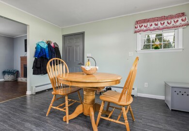 37 McArthur Ave_W5_024