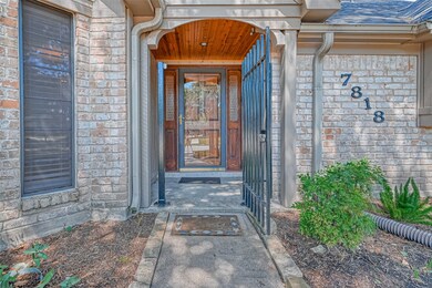 7818 Maple Tree Dr, Houston, TX 77088 - photo 7