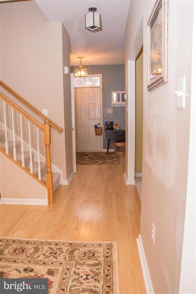 11102 Saturn Ct, Fredericksburg, VA 22407 - photo 2