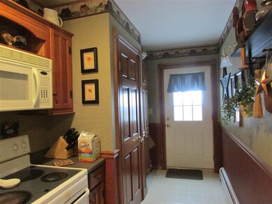 2 Lawrence Rd, Saint Johnsbury, VT 05819 - photo 7