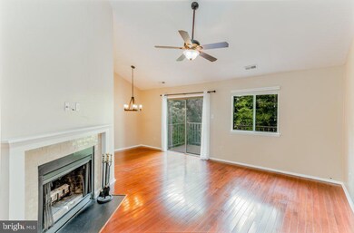 903B Cypress Point Cir unit 903B, Mount Laurel, NJ 08054 - photo 4