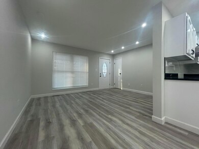 3440 Latonia Rd, Columbus, OH 43232 - photo 4