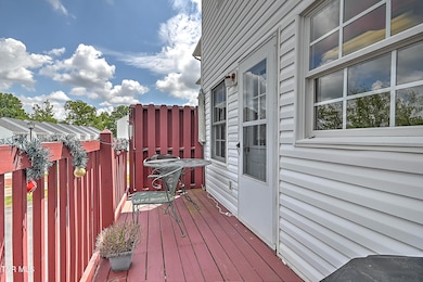 527 Bearview LG-28