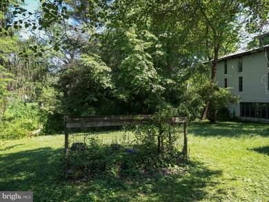 1500 W Washington St, Bolivar, WV 25425 - photo 5