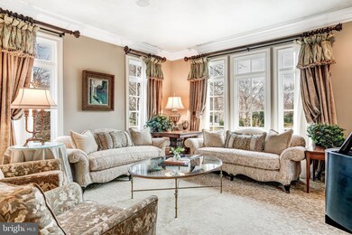 1201 Woodlea Mill Ct, McLean, VA 22102 - photo 5