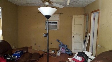 1110 Hamblen St, Houston, TX 77009 - photo 5