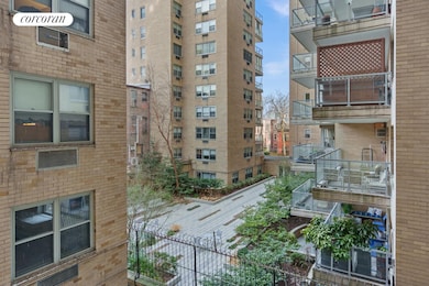525 E 86th St unit 3E, New York, NY 10028 - photo 2