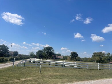 8592 Mckissick Meadows Rd, Princeton, TX 75407 - photo 6