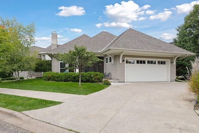 15730 Portico Dr, Wayzata, MN 55391 - photo 4