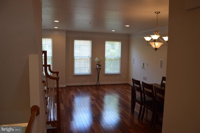 11823 Regents Park Dr, Germantown, MD 20876 - photo 4