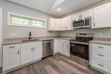 160 Maplewood Dr, Naples, ME 04055 - photo 5