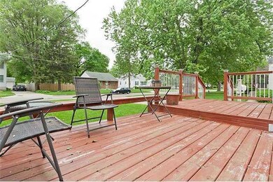 2323 51st St, Des Moines, IA 50310 - photo 4