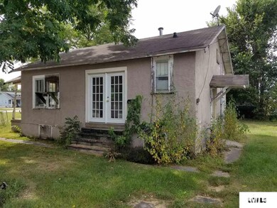 1120 Broadway St unit 1122 Broadway Street, Lincoln, IL 62656 - photo 6