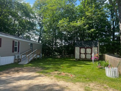 62 Leavitt Rd unit 9, Pittsfield, NH 03263 - photo 3
