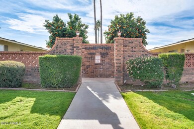 10907 W Santa fe Dr unit 4, Sun City, AZ 85351 - photo 2