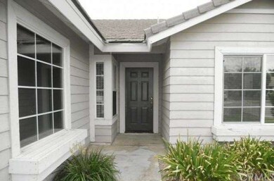 36055 Breman Ct, Winchester, CA 92596 - photo 2