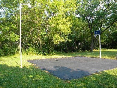 18000 Thomas Ln, Country Club Hills, IL 60478 - photo 5