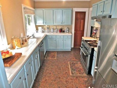 Large updated kitchen