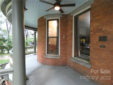 612 S Mulberry St, Statesville, NC 28677 - photo 4