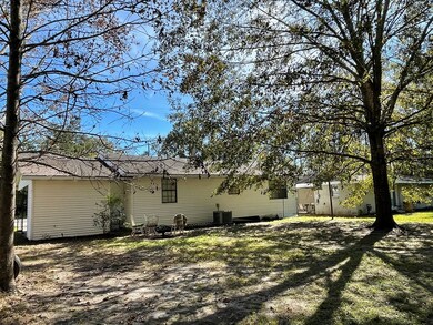 319 Bay St, Picayune, MS 39466 - photo 3