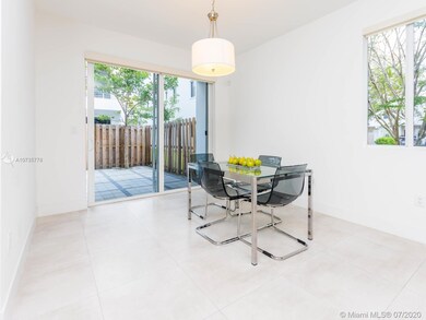 10235 NW 72nd St, Doral, FL 33178 - photo 4