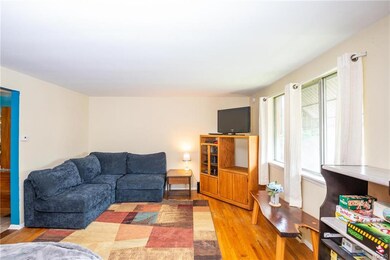 3429 Arlington St, Reading, PA 19605 - photo 5