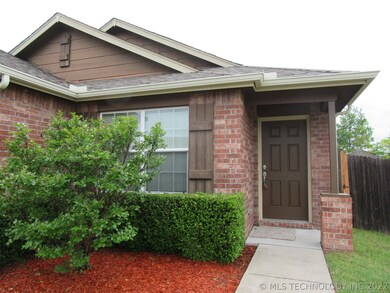 2920 N 21st St, Broken Arrow, OK 74012 - photo 2