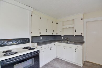 33 Washington St, Monson, MA 01057 - photo 3