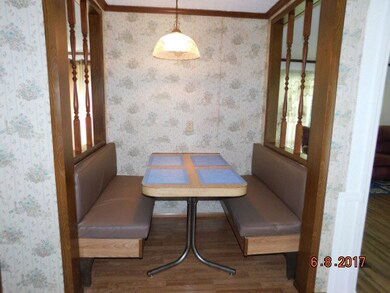 Breakfast Nook