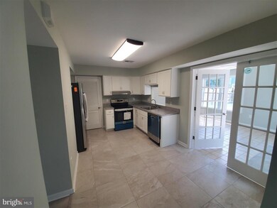 104 Eton Ln, Mount Laurel, NJ 08054 - photo 4