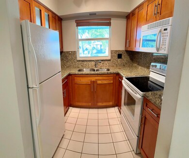 3801 NE 22nd Terrace unit 11, Lighthouse Point, FL 33064 - photo 5