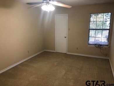 933 933 Creekside, Tyler, TX 75703 - photo 7