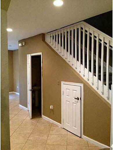 unlisted-address, Oakland Park, FL 33309 - photo 3