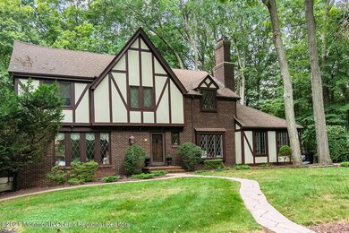 18 Lefferts Ct middletown NJ-large-005-0