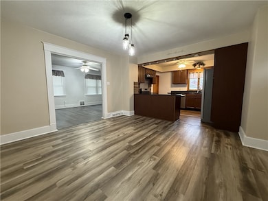 732 Fairmont St, Latrobe, PA 15650 - photo 3