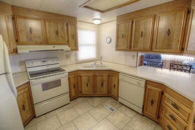 133 S 75th Place, Mesa, AZ 85208 - photo 4