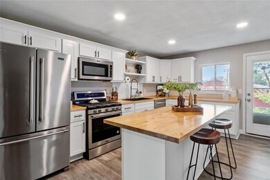 133 Carol Louise Dr, Caseyville, IL 62232 - photo 7