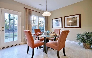 Breakfast Nook (1)