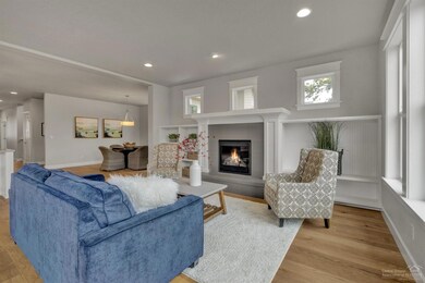 20686 SE Cougar Peak Dr, Bend, OR 97702 - photo 3