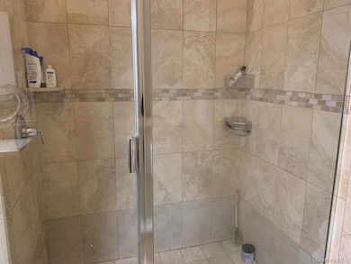 23 Nicole Ct, Copiague, NY 11726 - photo 3