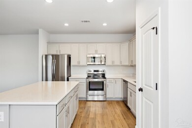 3280 Keegun Loop, Bellview, FL 32526 - photo 7