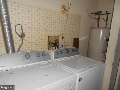 3306 N Hilton St unit 202, Baltimore, MD 21216 - photo 7