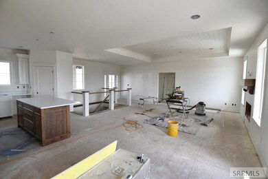 Kitchen/Dining Area