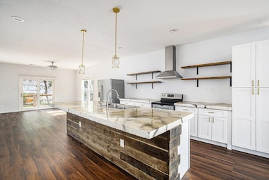 1864 Phillips Ave, Atlanta, GA 30344 - photo 3