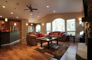 Great Room & Fireplace