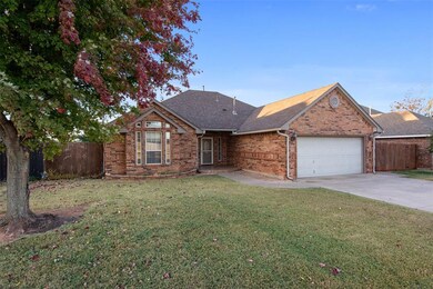 View of front of property featuring a front yard a