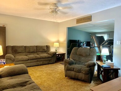 912 Cecilwood Dr, Mansfield, OH 44907 - photo 5