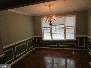 9709 Lake Pointe Ct unit 104, Upper Marlboro, MD 20774 - photo 2